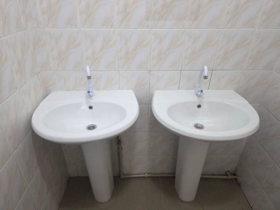 Обновление в Ровеньковской школе № 12