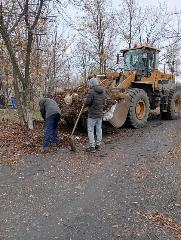 Поддержание порядка на кладбищах – это не просто задача, а проявление уважения к памяти усопших и забота о комфорте посетителей