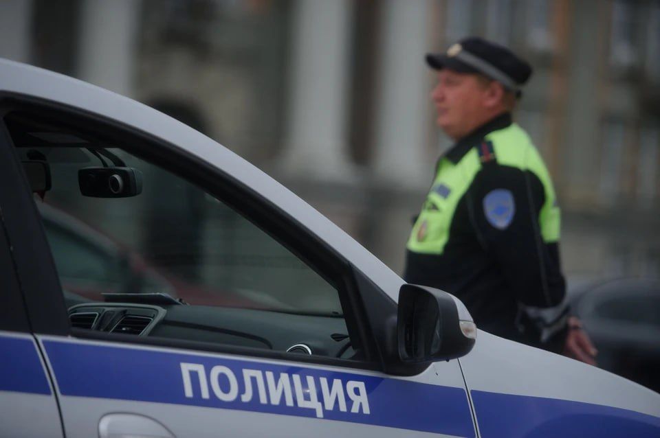 В ЛНР полицейские задержали женщину за кражу смартфона у пенсионера