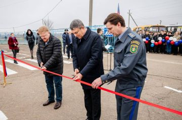 В ЛНР открылся первый среди исторических регионов учебный трактородром на базе Новосветловского аграрного колледжа