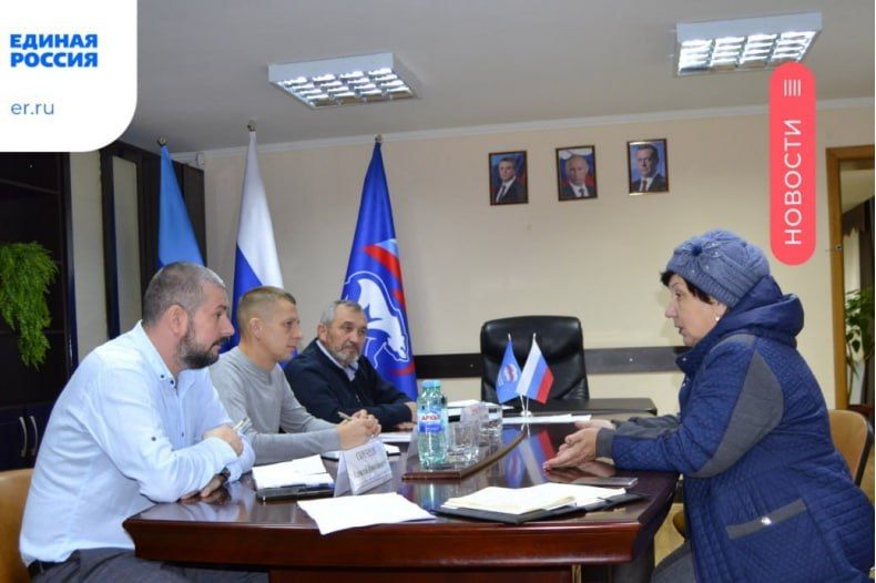 В Свердловской местной общественной приемной «Единой России» продолжаются приёмы граждан в рамках Недели приёмов по вопросам ЖКХ