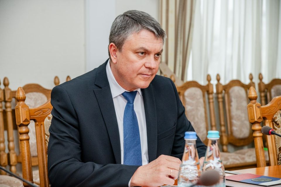 Леонид Пасечник встретился с Главой Карачаево-Черкесской Республики Рашидом Темрезовым