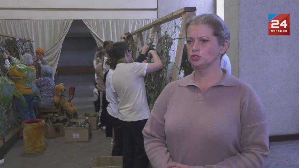 Сенатор России от ЛНР Дарья Лантратова посетила Свердловск