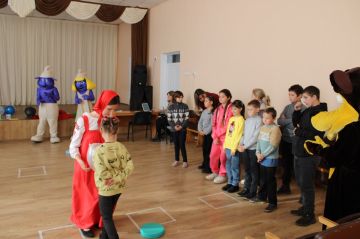 В Белокуракино состоялось мероприятие ко Всемирному дню сирот "День, которого не должно быть"