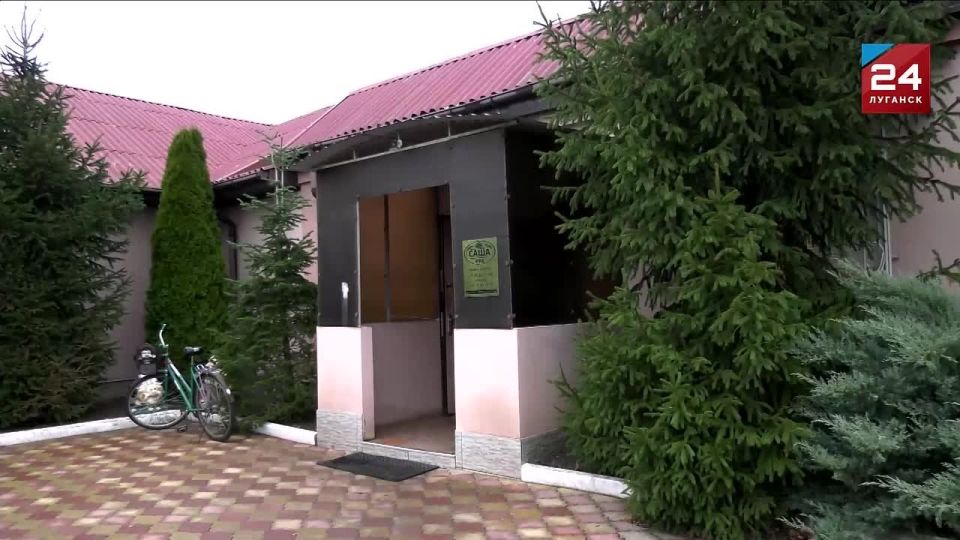 Специалисты Минсельхоза ЛНР совместно с компанией «Роскадастр» организовали рабочую выездную группу для приема документов жителей отдалённых населённых пунктов