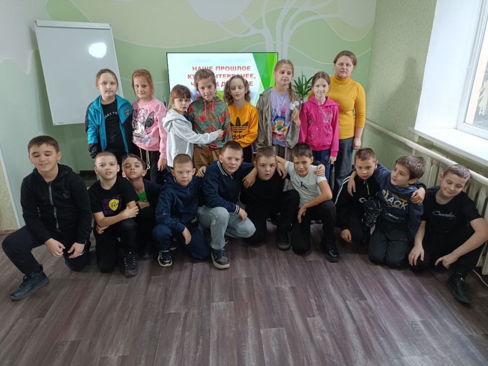 Третьеклассники Лутугино узнали тайны родного края в виртуальном путешествии