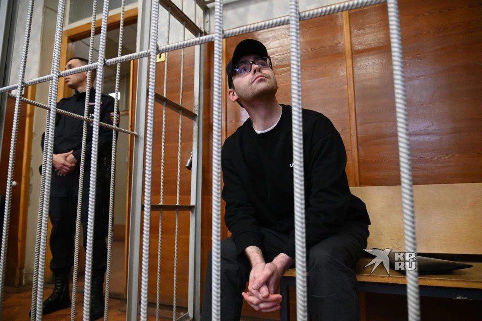 Редактор URA.RU Денис Аллаяров остаётся под стражей: Свердловский облсуд оставил в силе решение суда первой инстанции