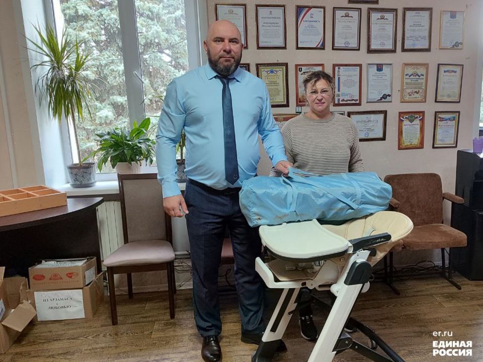 «Эстафета добрых дел». Секретарь местного отделения партии «Единая Россия», Глава Кременского МО Вячеслав Третьяков оказал важную поддержку семье Татьяны Зубовской