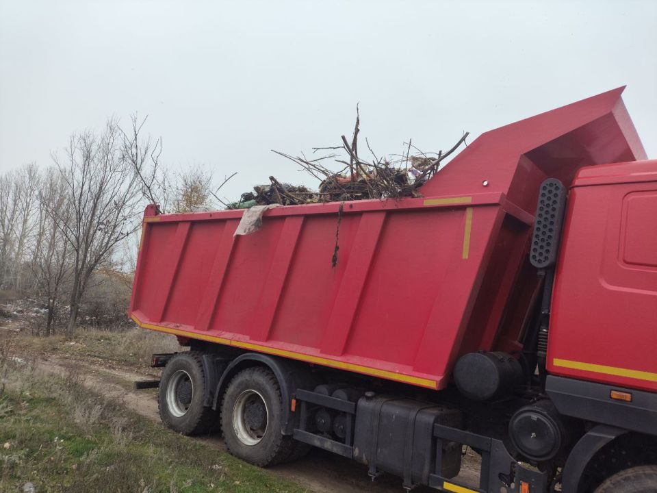 Владимир Чернев: В селе Шульгинка продолжается работа по ликвидации несанкционированной свалки