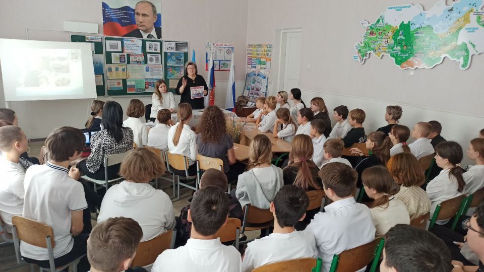 Сегодня в Пролетарском учебно-воспитательном комплексе им. О.В. Кошевого состоялся правовой диспут на тему «Бывают ли права без обязанностей» для учащихся 6-9 классов