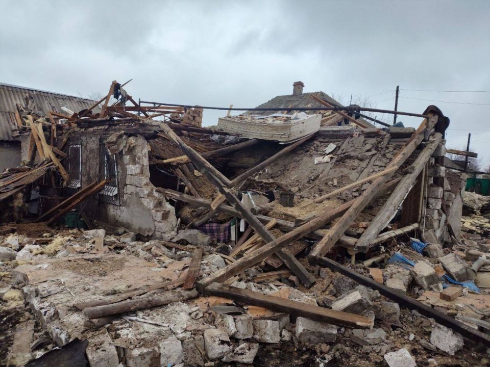 Пожилая пара пострадала в Первомайском городском округе при атаке беспилотника ВСУ утром четверга, загорелась летняя кухня — Глава ЛНР Леонид Пасечник