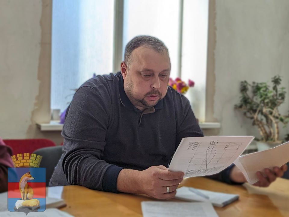 Прием граждан по личным вопросам традиционно в пятницу провел Эдуард Сахненко