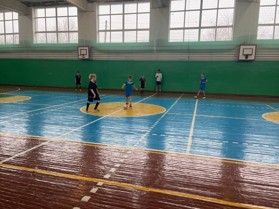 Владимир Чернев: Состоялся товарищеский матч по мини-футболу между командами МБУ ДО «Старобельская ДЮСШ» и «Орбита Нова» (Молодогвардейск)