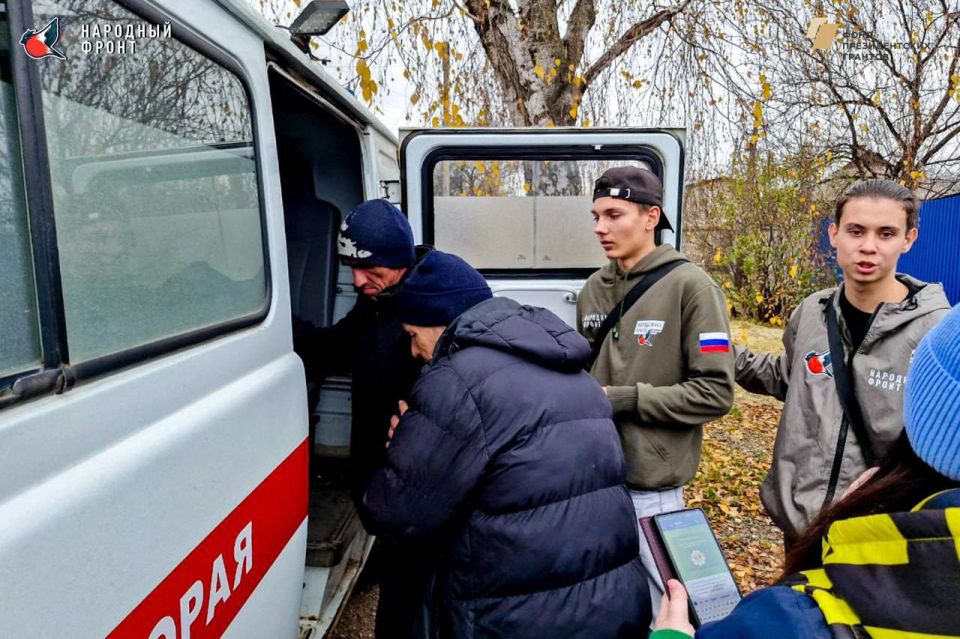 Молодёжка НФ совместно с РИК НФ ЛНР привезли постояльцев Алчевской Богадельни в больницу на плановую флюорографию