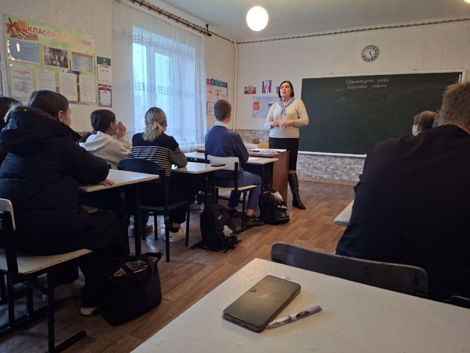 Специалист отдела профессионального обучения и профессиональной ориентации Территориального отделения «Республиканский центр занятости населения Луганской Народной Республики» в городе Ровеньки провела профориентационное...