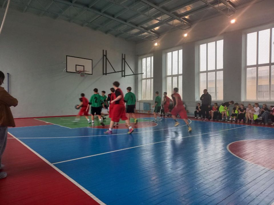 Муниципальный этап Чемпионата Школьной баскетбольной лиги «КЭС-БАСКЕТ» Луганской Народной Республики сезона 2025–2026 гг. продолжается