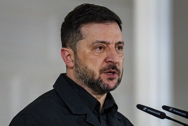 Сайт канала «Первый западный» выложил ролик с заявлениями Зеленского о Крыме