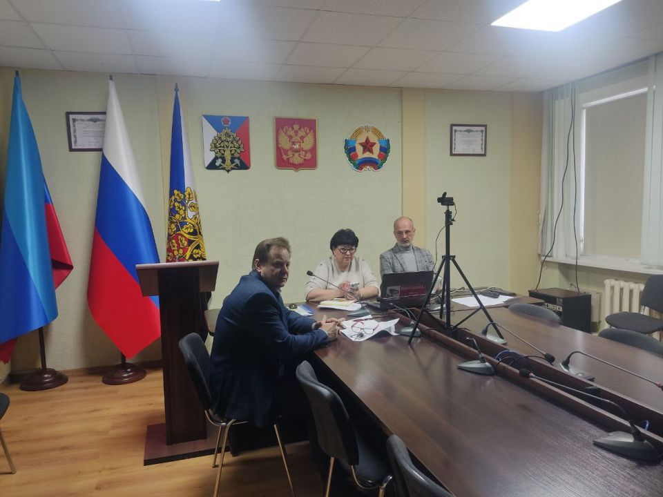 Важное совещание по вопросам земельных отношений и имущества в Ровеньках