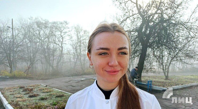 О своем опыте участия в федеральной программе «Земский доктор», работе и текущих сложностях в интервью ЛуганскИнформЦентру рассказывает участковый терапевт поликлиники центральной городской многопрофильной больницы Кировска...