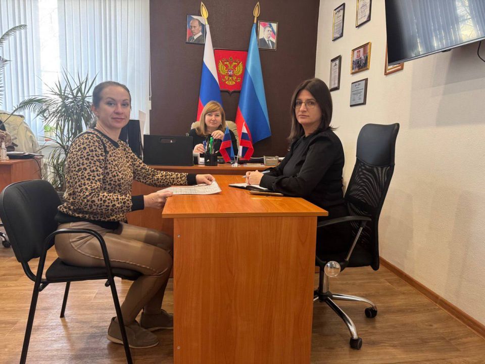      !  !          -  !    2025   30 