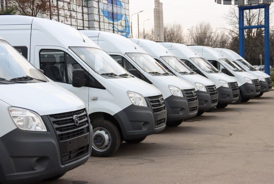 Глава ЛНР: парк пассажирского автотранспорта республики пополнился 12 новыми микроавтобусами
