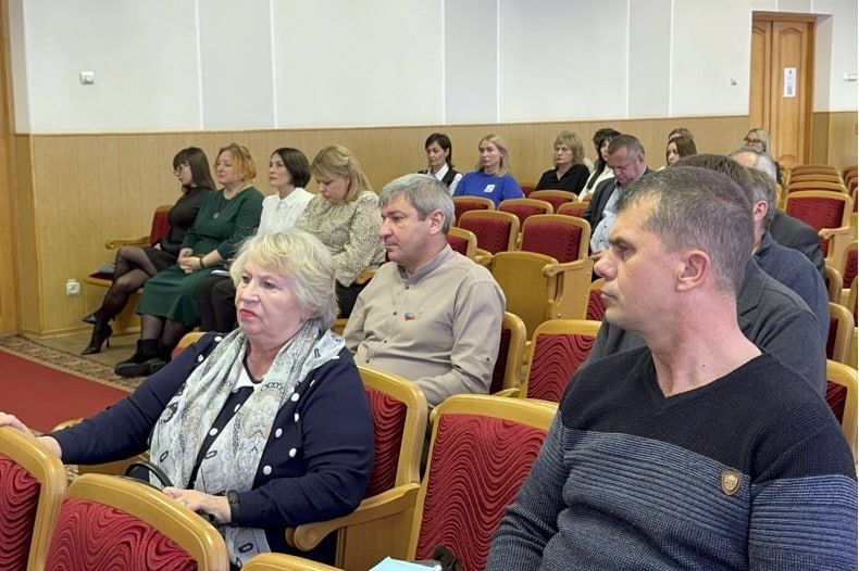 Состоялось XXXVIII заседание I созыва Совета Свердловского муниципального округа