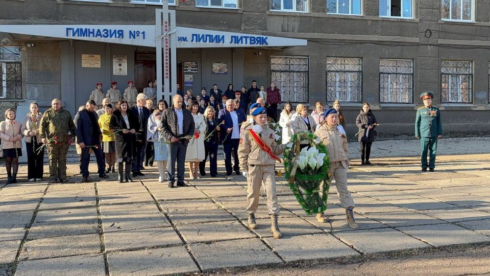       ,       1 .    ..   ,          ...