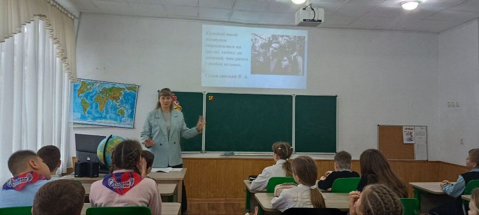 25  2025    ,      -        