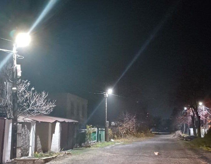 В посёлке городского типа Дубовский выполнены работы по уличному освещению
