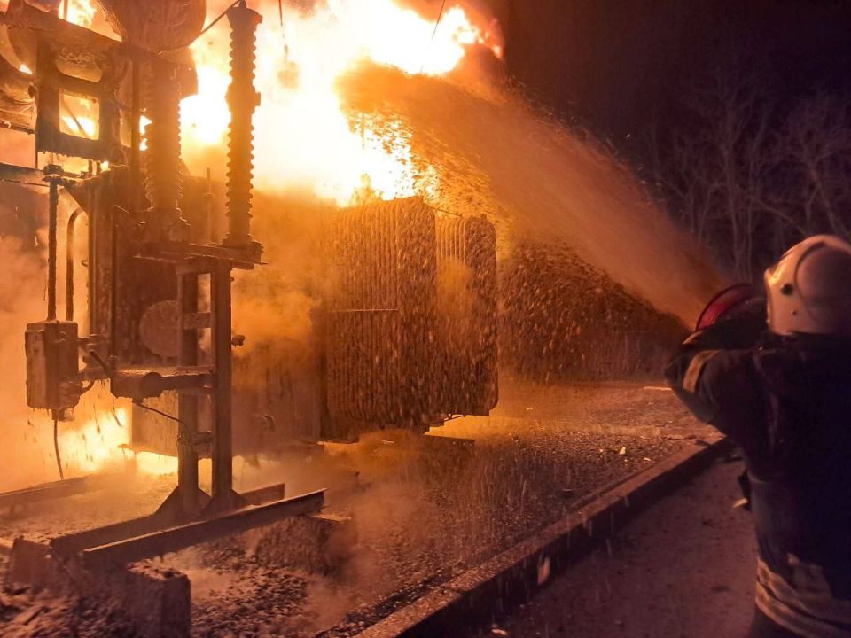 Энергетики восстановили электроснабжение для 14,5 тысяч абонентов после ночной атаки на энергетическую инфраструктуру Республики