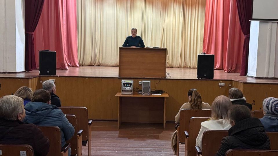             !      ,      -     ...