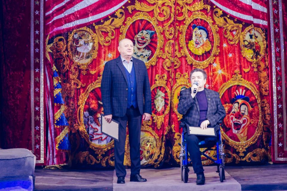       -     ,  60-            ...