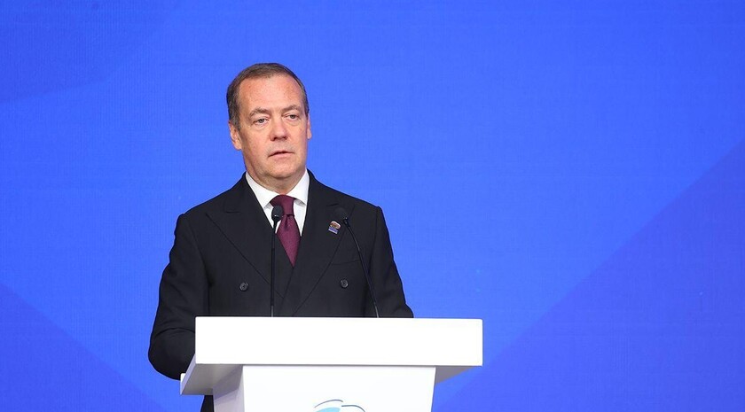 Медведев поставил депутатам от «Единой России» задачи на 2026 год