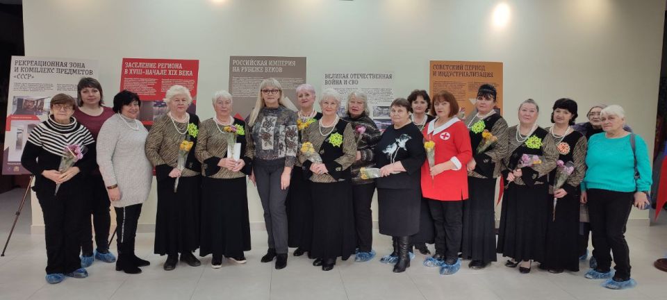 В Перевальском музеее прошла программа «Мама звучит как поэма, как песня»