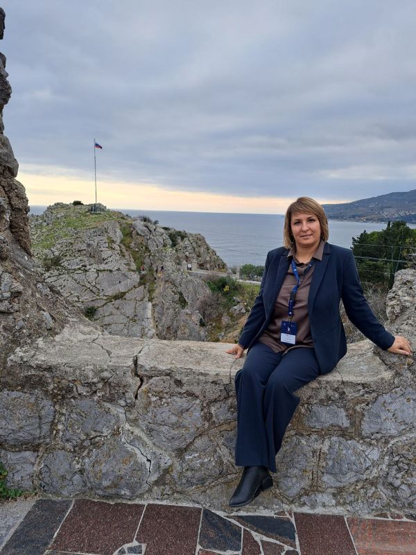 Директор Ясеновской гимназии Горенко Анна Саввична стала участником второй стратегической сессии президентского проекта «Клуб директоров»