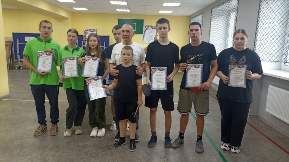 Соревнования по настольному теннису