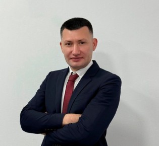 В ЛНР исполнять обязанности министра образования и науки назначен первый заместитель министра — Евгений Мирошниченко