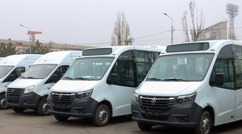 ЛНР получила еще одну партию автобусов, в том числе впервые — для инвалидов