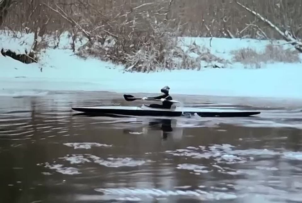 Первого декабря, только 40 лет назад, состоялся знаменитый заплыв по реке Айдар 10-летнего байдарочника Лариона Туки