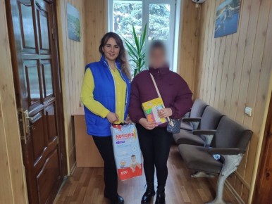 «Своих не бросаем». Состоялась встреча координатора «Женского движения» Русланы Боярской с женами участников СВО, у которых есть маленькие дети