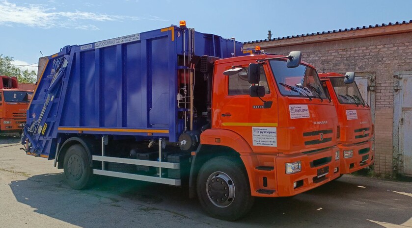 ЛНР полностью обеспечена техникой для вывоза мусора и контейнерами — Пасечник