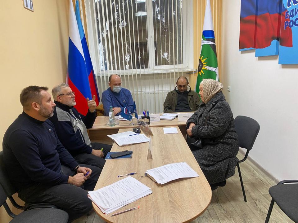 Продолжаем декаду приема граждан в честь 24-летия Всероссийской политической партии Единая Россия»