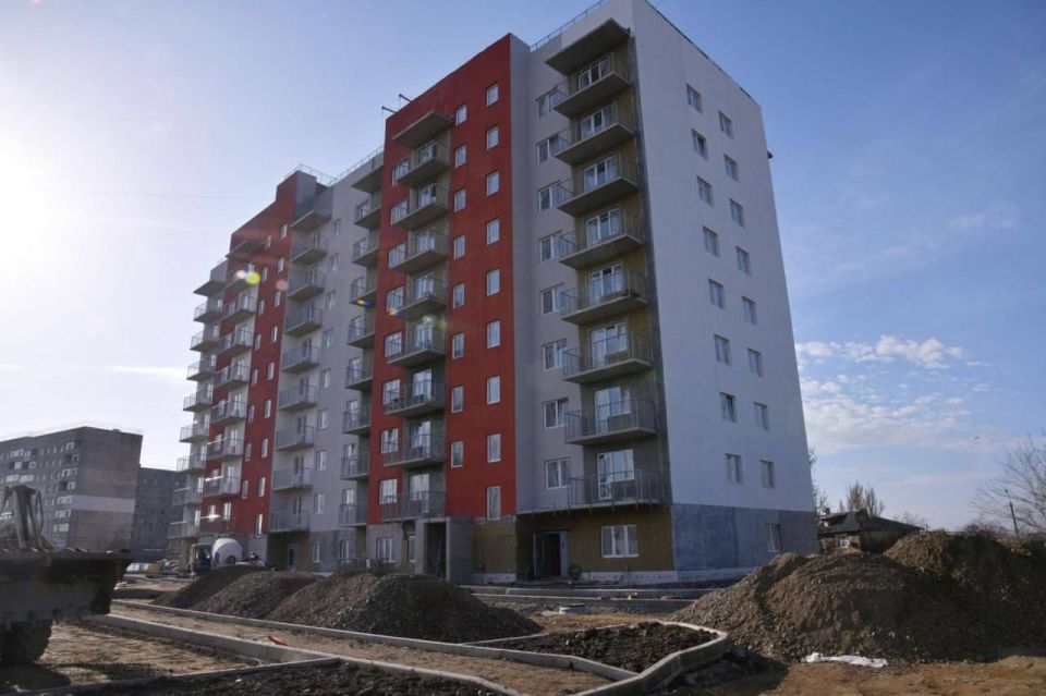 Свердловск получит более 183 млн рублей на закупку квартир для переселения граждан из аварийного жилья