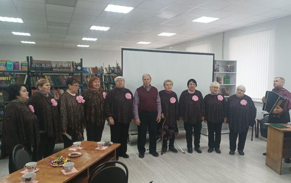 В Кировской центральной городской библиотеке состоялся литературно-музыкальный вечер «Там, где музыка звучит…»