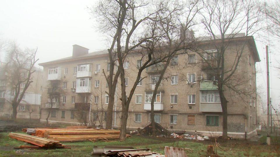 В доме № 2 на ул. Коцюбинского в г. Молодогвардейске тюменские строители полностью восстановили вентканалы