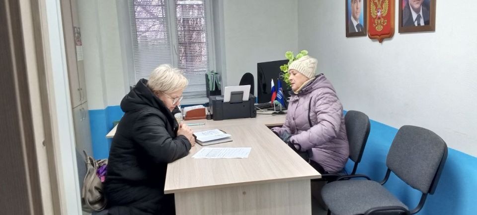 «Единая Россия» продолжает декаду приёмов граждан в честь Дня рождения партии