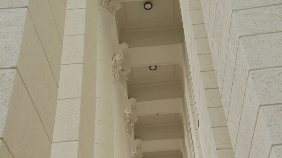 Тюменские строители завершили капитальный ремонт фасада здания ДК имени «Молодой Гвардии»