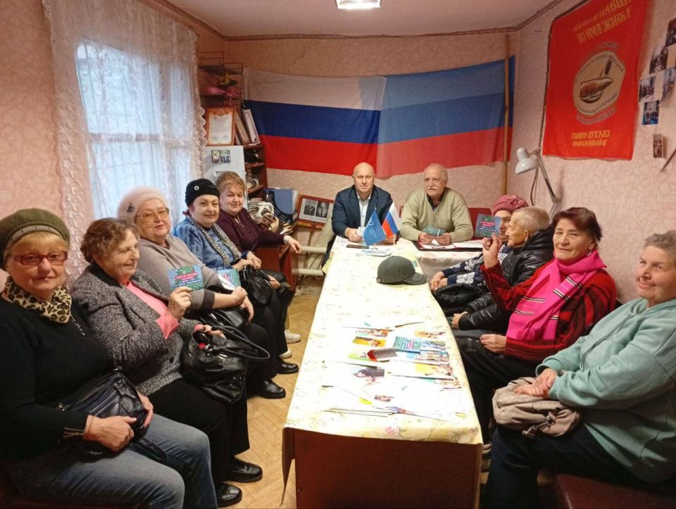 Зажигаем новогоднее настроение вместе!