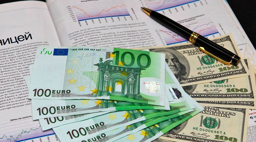 Официальные курсы доллара США и евро к рублю РФ, действующие в России с 4 декабря