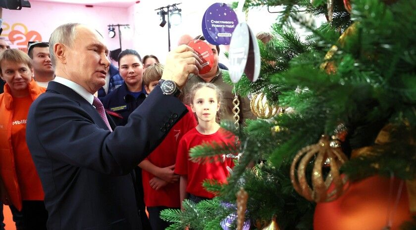Путин исполнит мечты трех детей в рамках «Елки желаний»
